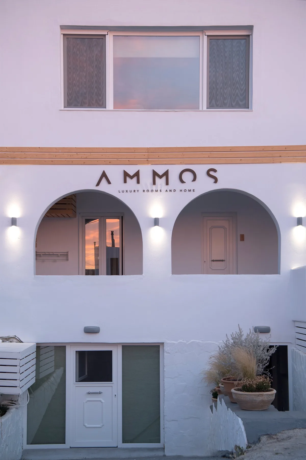 Ammos Luxury Rooms & Home — 4