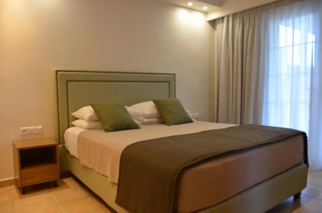 Odysseus Hotel — 2
