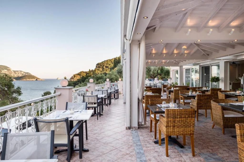 Odysseus Hotel — 3
