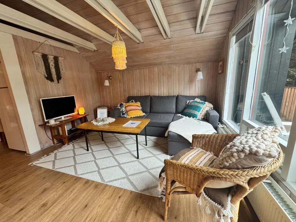 Bard Cottage — 5