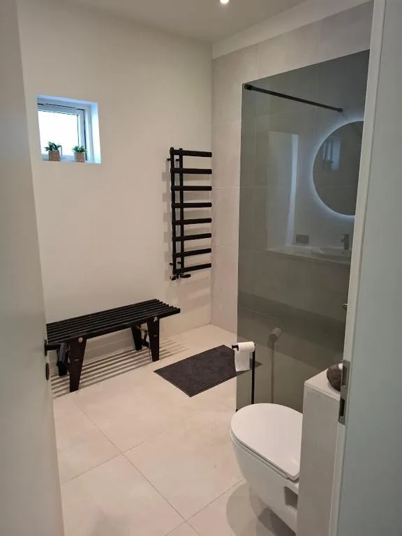Peaceful and well located with hot tub in Akranes- Íceland — 3