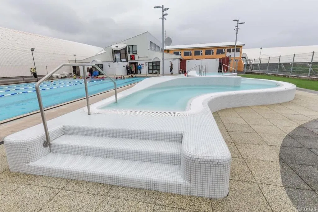 Peaceful and well located with hot tub in Akranes- Íceland — 4