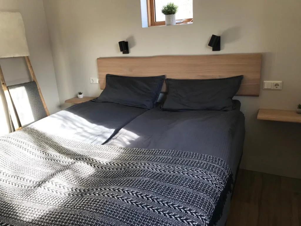 Áshóll guesthouse - farmstay — 2