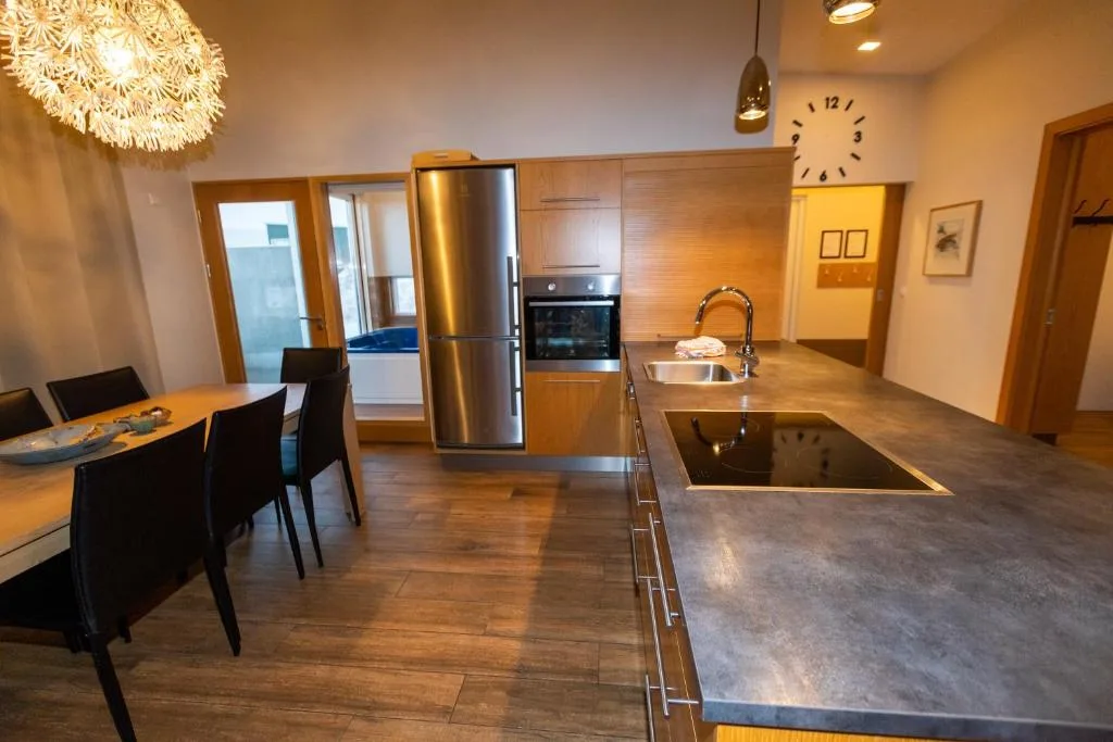 Hrimland Cottages — 4