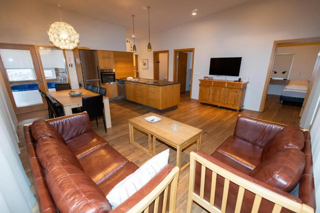 Hrimland Cottages — 5