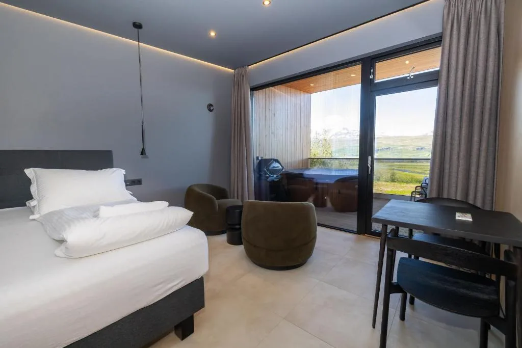 North Mountain View Suites — 2
