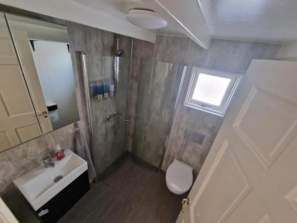 Cottage - two bedrooms — 2