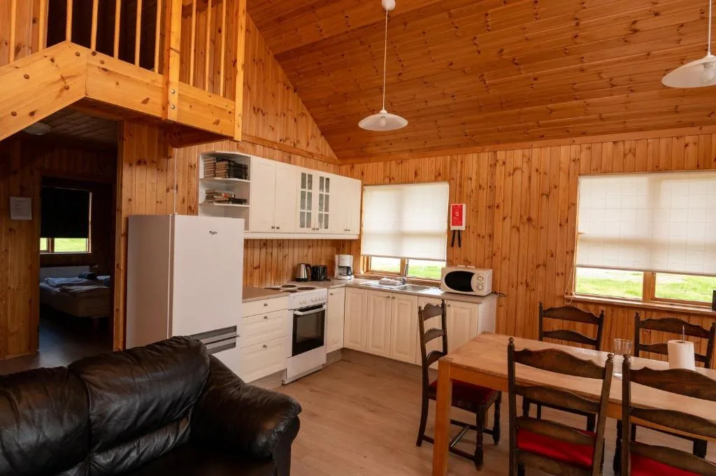 Gladheimar Cottages — 3