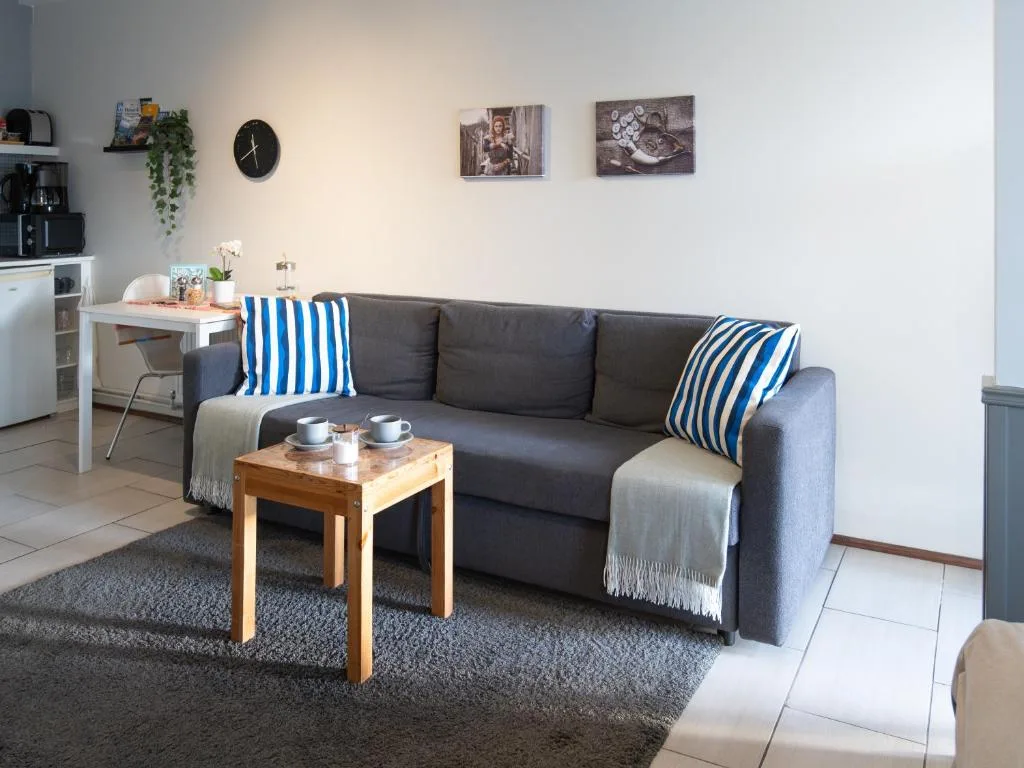 Lucy's Apartment — 4