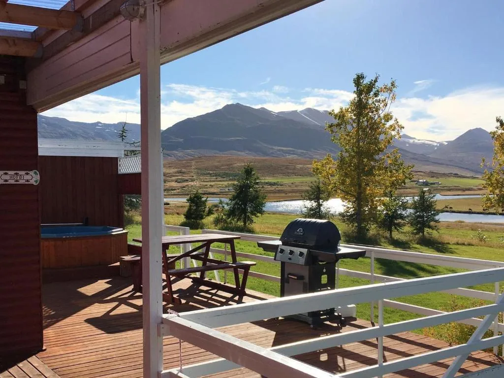 Höfði Cottages — 5