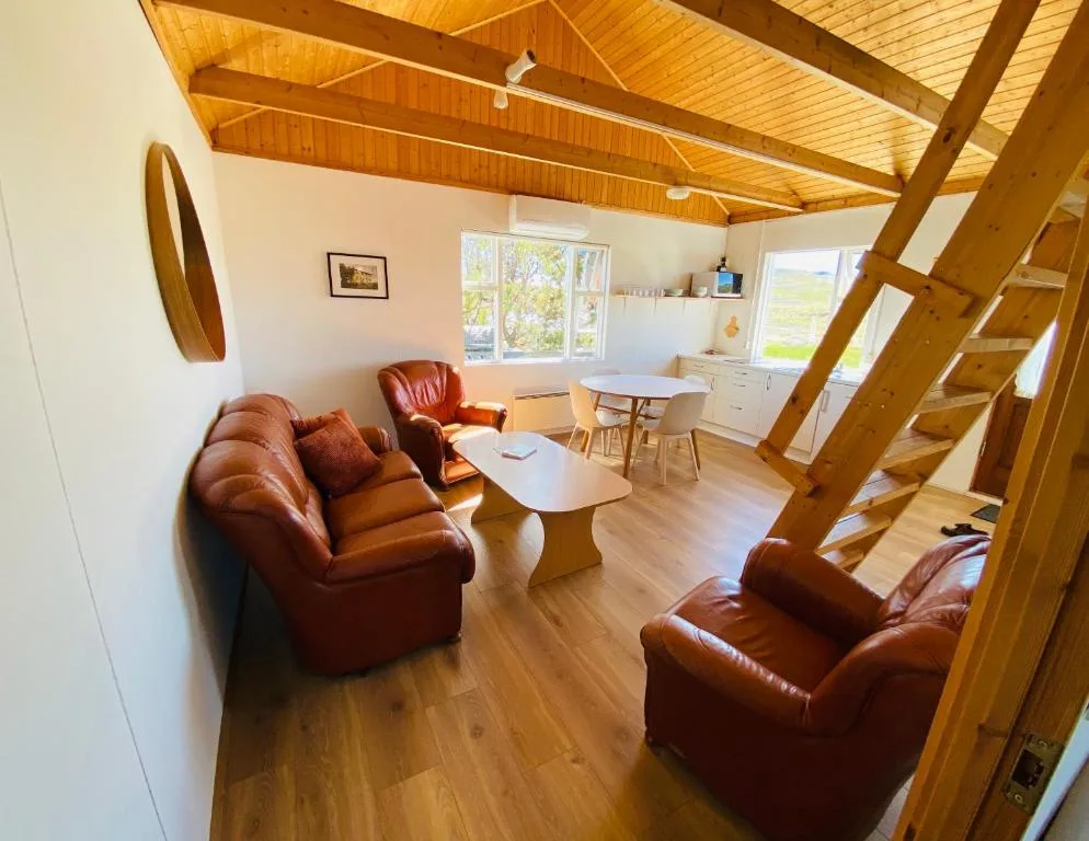 Ábót - Riverside Cottage — 4