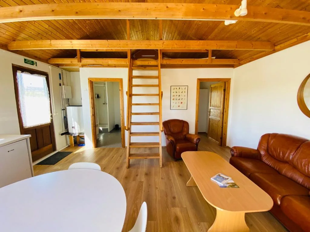 Ábót - Riverside Cottage — 5