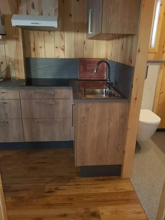 Greystone summerhouse — 3