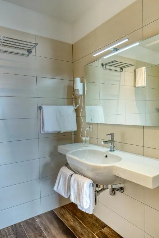 Hotel 1001 Nott — 3
