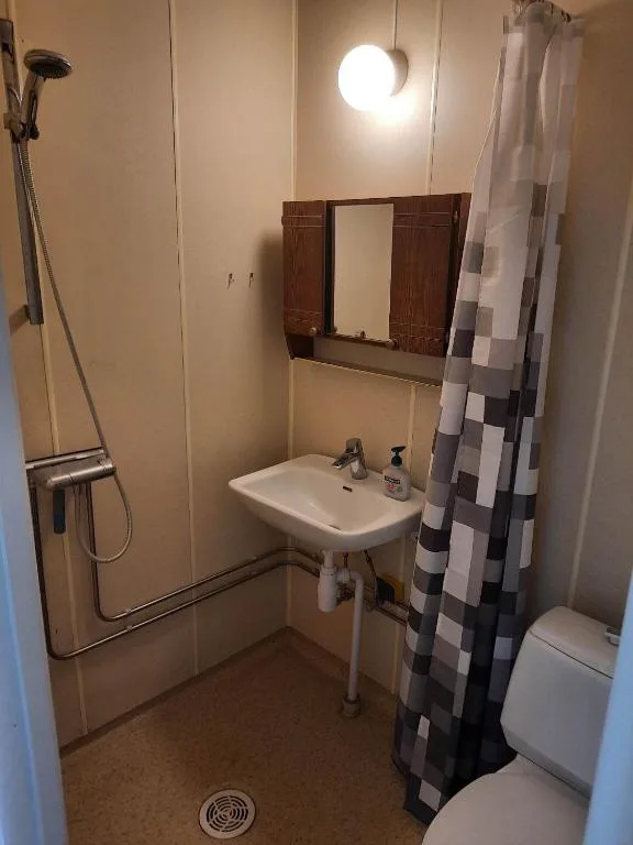 Vinland Apartment 2 — 4