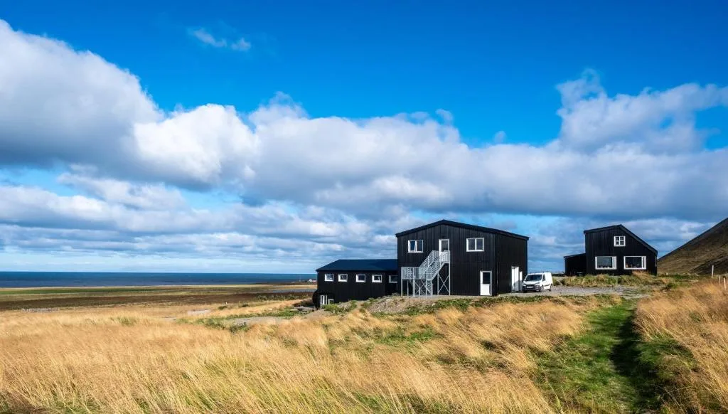 Dis Cottages — 4
