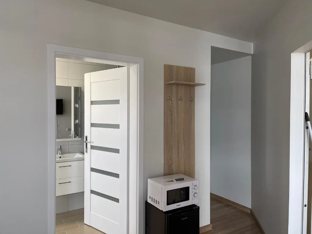 Helgrindur Guesthouse — 4