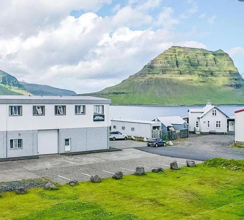 Stöð Guesthouse and apartments — 4