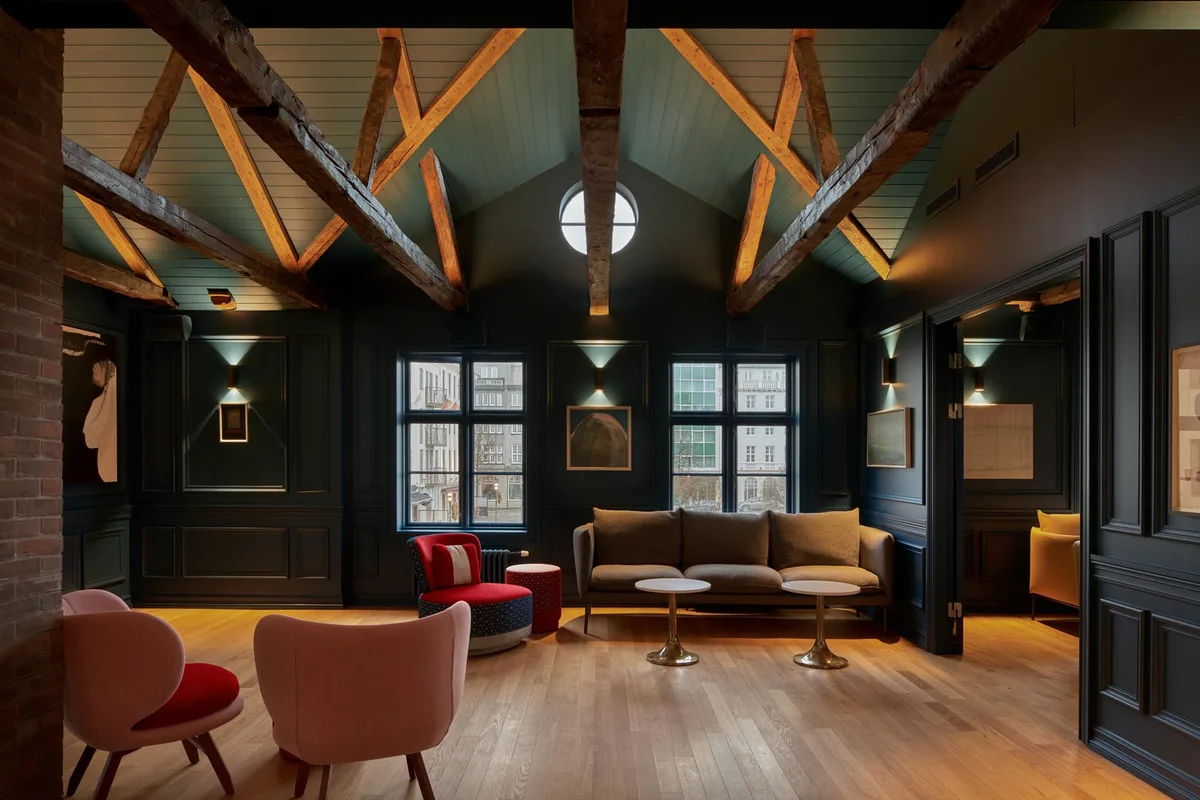 Iceland Parliament Hotel, Curio Collection by Hilton — 3