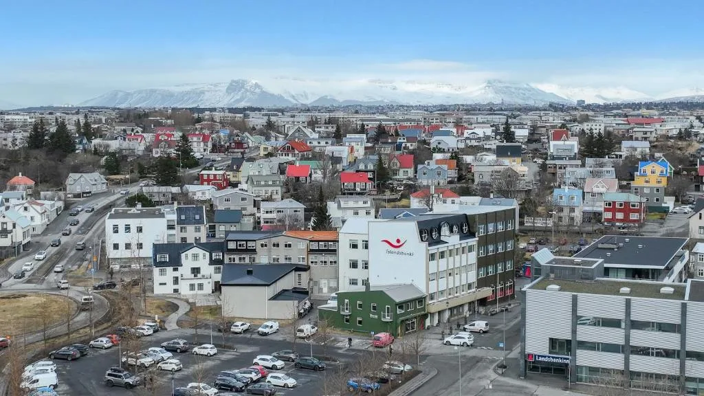 Apartment by the sea in the heart of Hafnarfjörður — 5