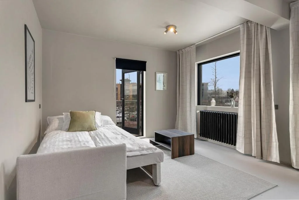 Newly renovated apartment by the sea in Hafnarfjörður — 2