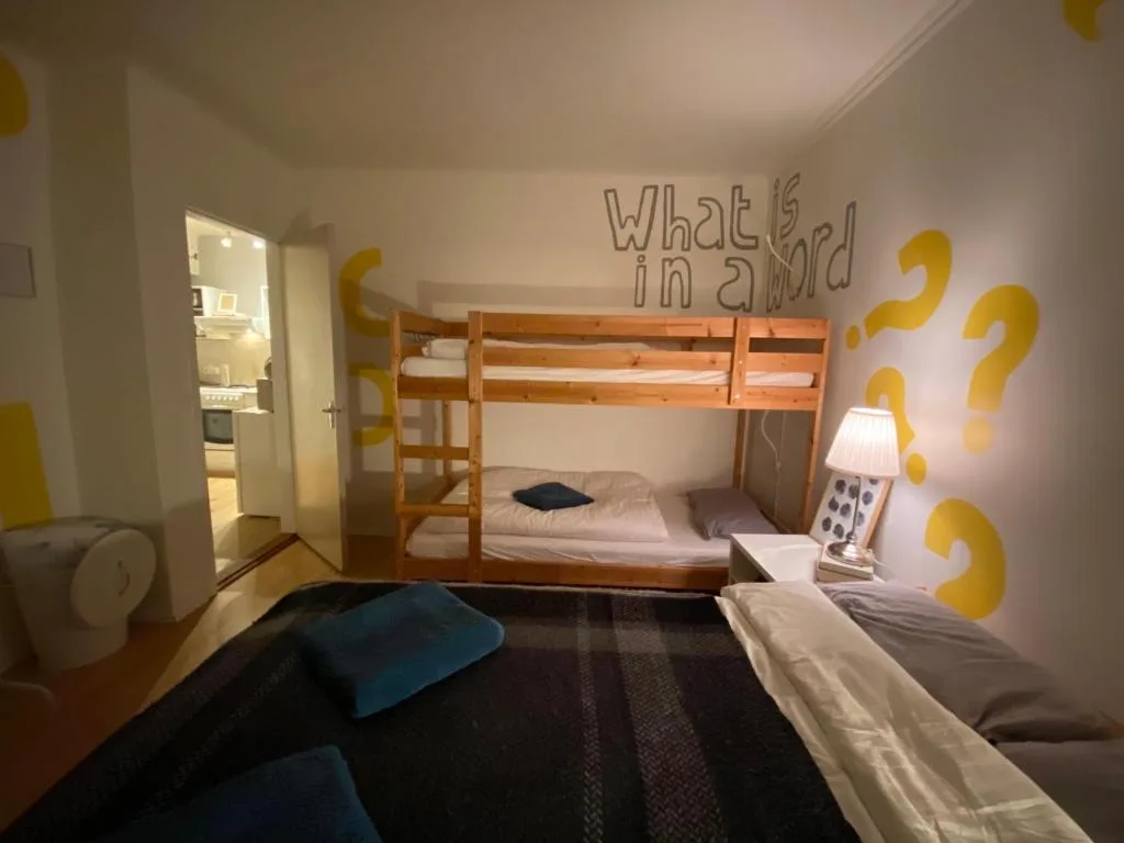 The Bookstore Family Apartment — 2