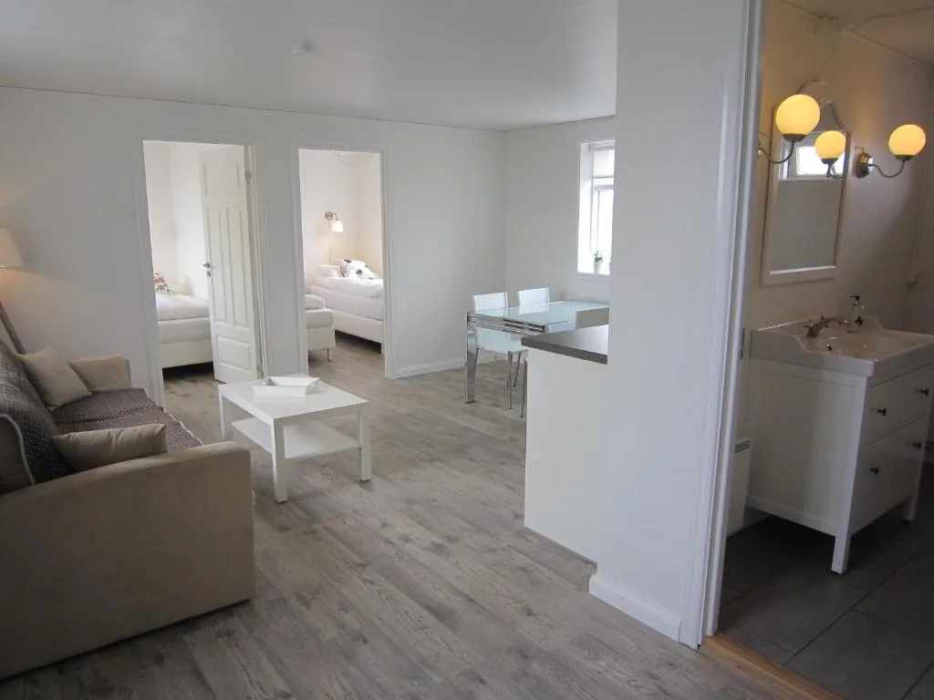 Apartment by the Sea — 3