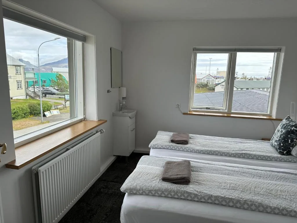 Guesthouse Dyngja — 2