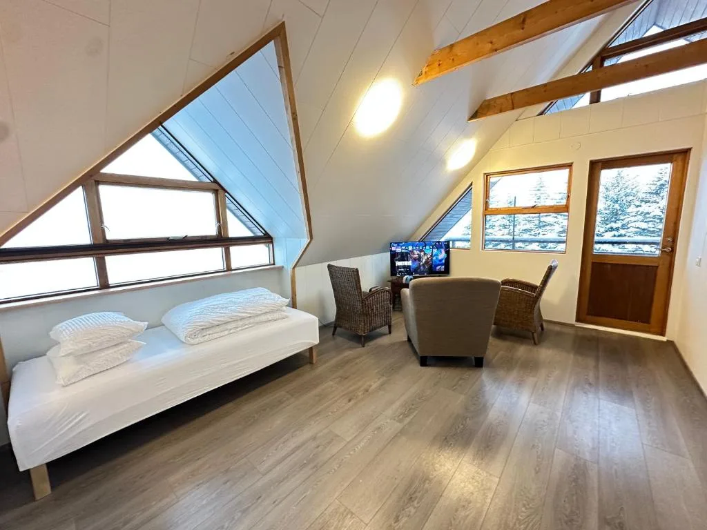 Lodge Borgarbrekka in Lón South East of Iceland - Birta Rentals — 2