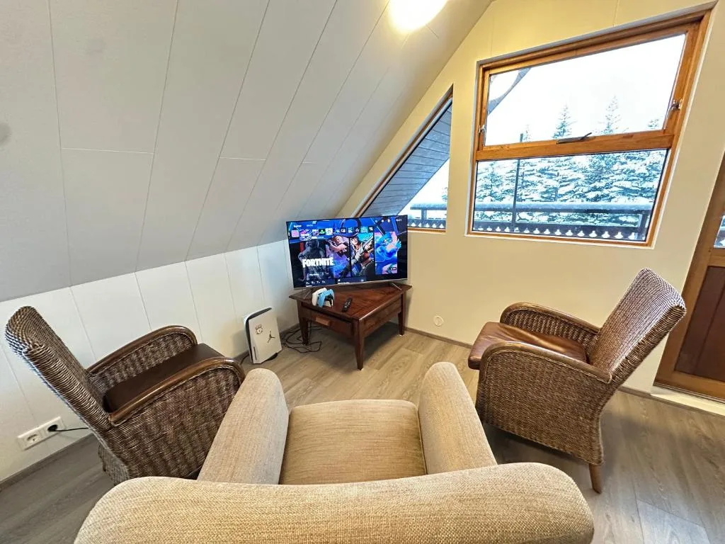 Lodge Borgarbrekka in Lón South East of Iceland - Birta Rentals — 5