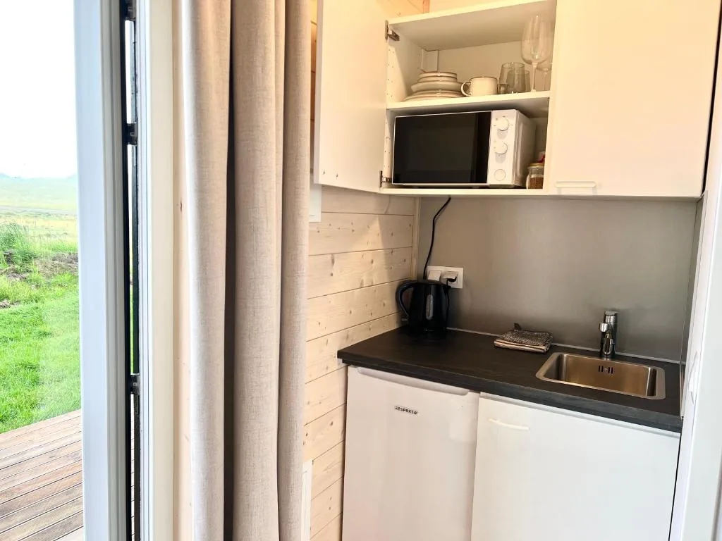 REY Stays - Small & Cozy Studio — 4