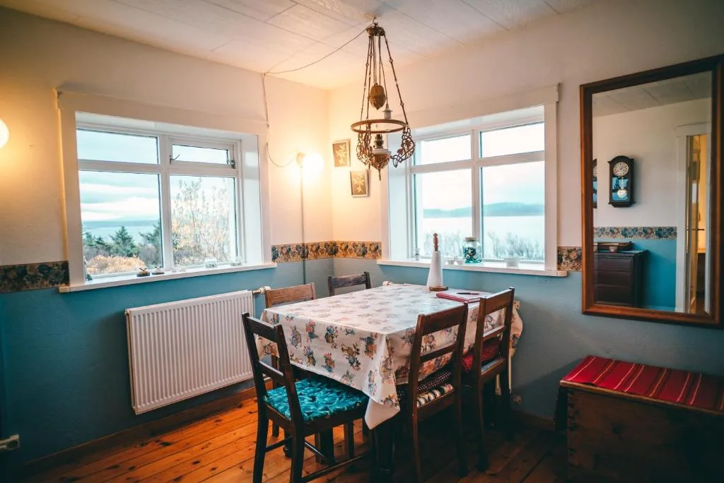 Bessastaðir Guesthouse — 4