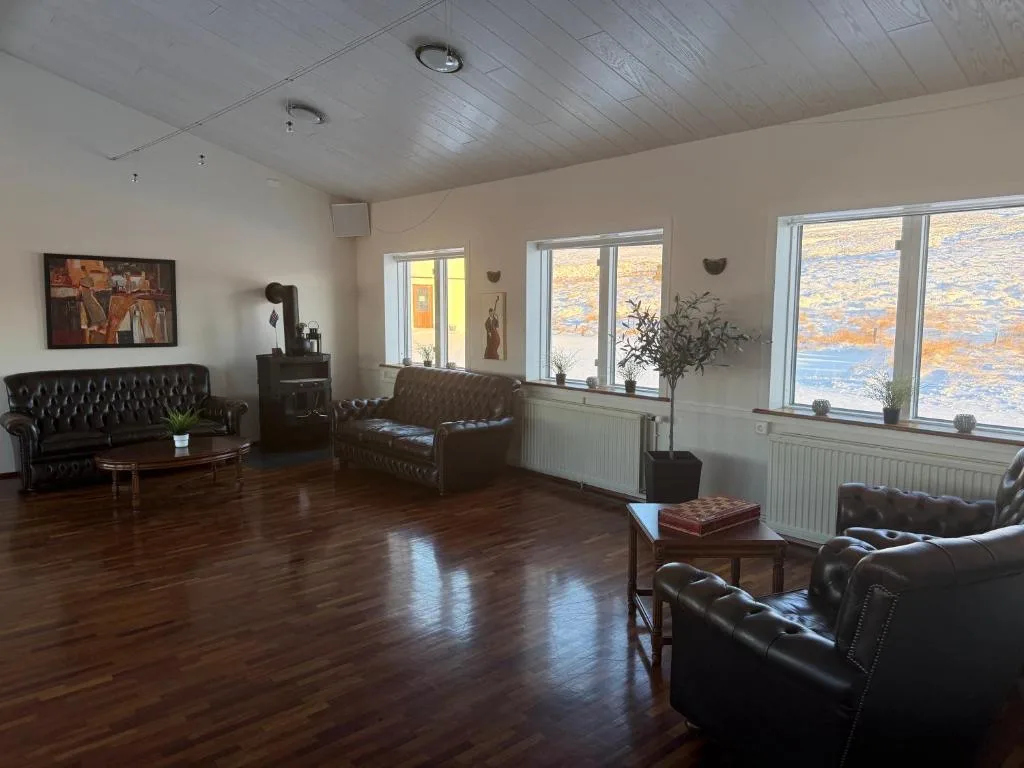 Frost Guesthouse — 5