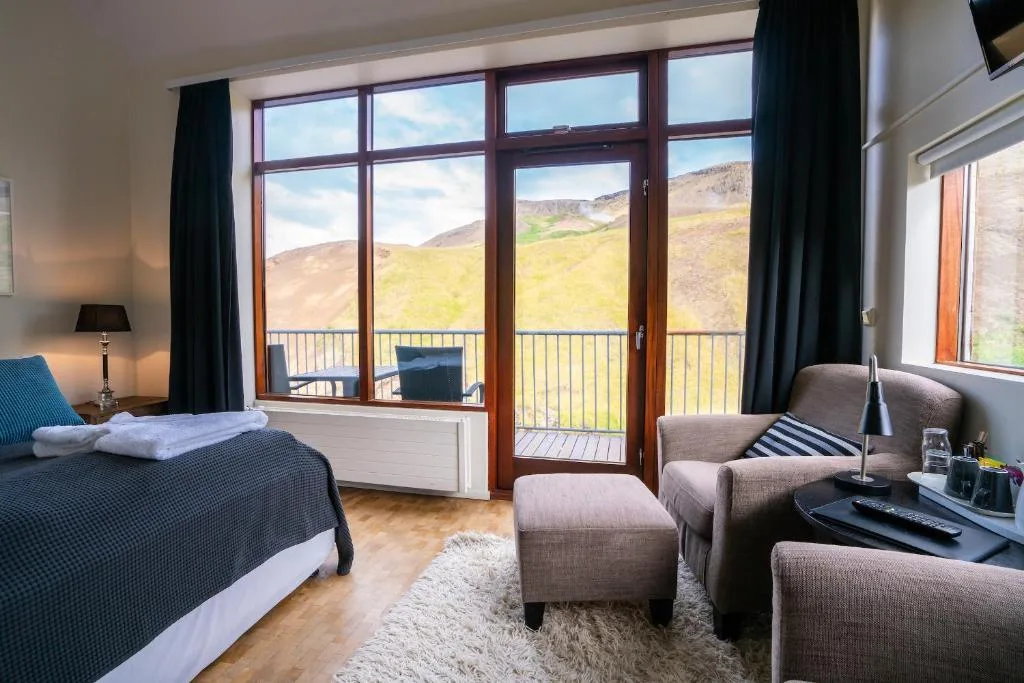 Frost and Fire Hotel — 2