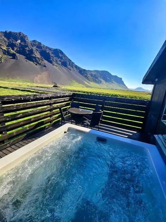 Aurora Cabin and Private Jacuzzi — 2