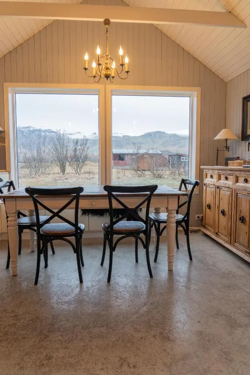 Grund Cabin — 4