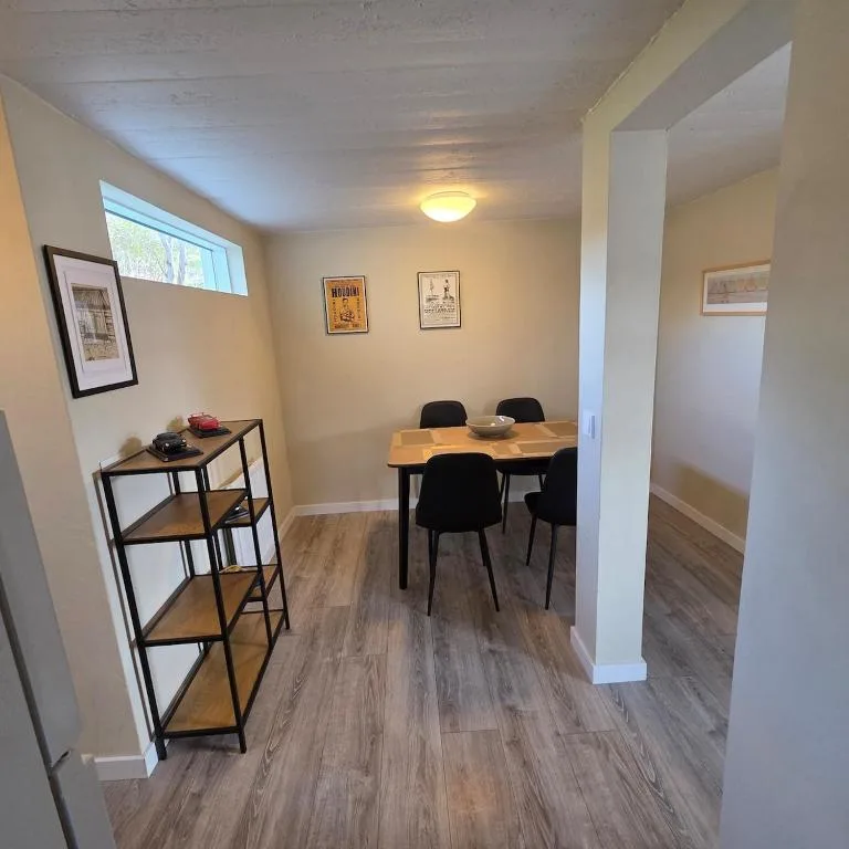 Cozy Apartment with Fjord View Þingeyri — 4