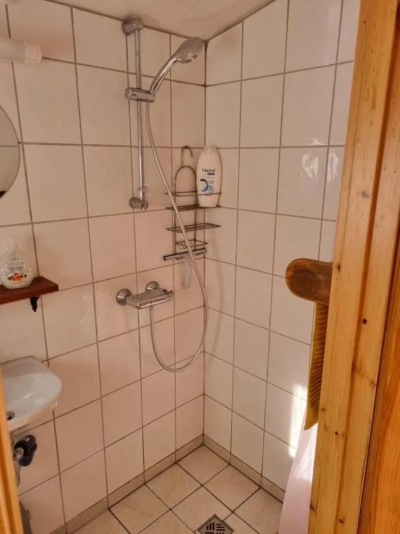 Valhöll Mountain Chalet — 3