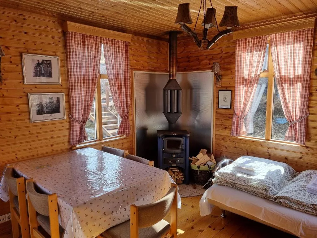 Valhöll Mountain Chalet — 4