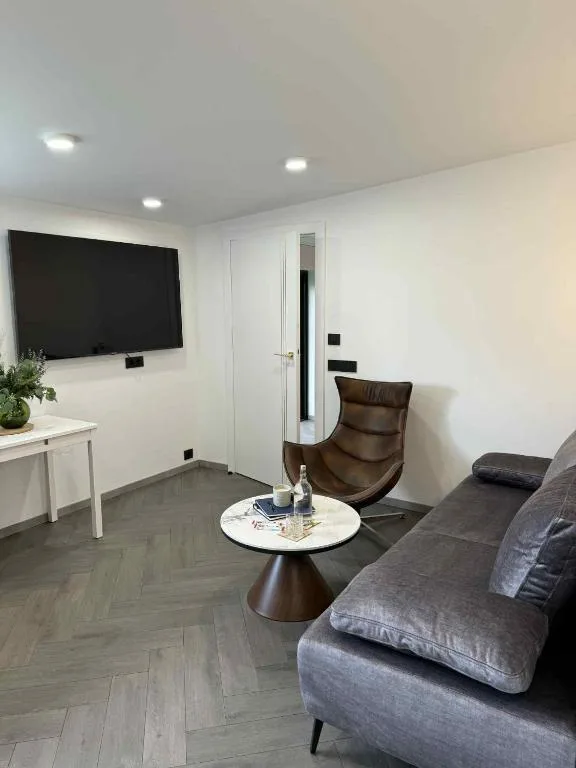 Ásgarður Apartments — 5