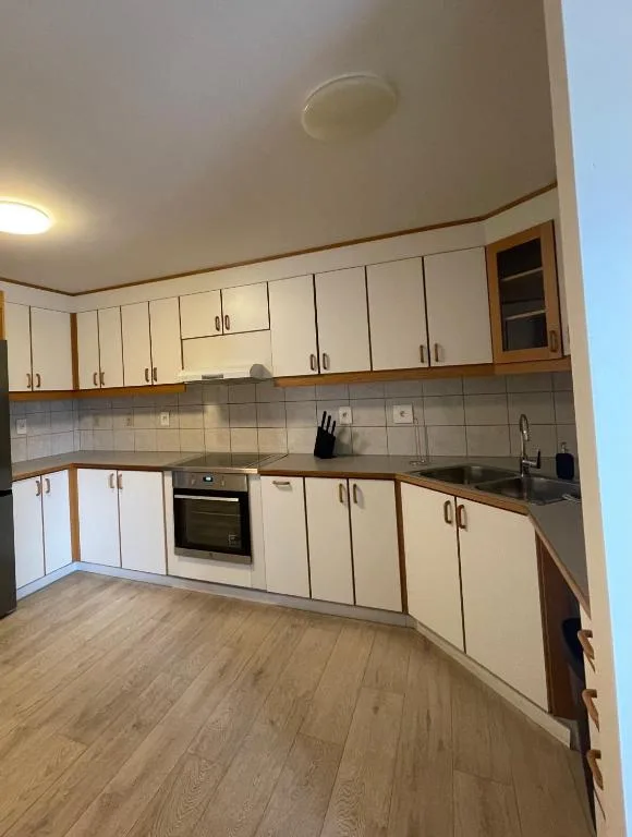 IQ Apartments 1 — 4