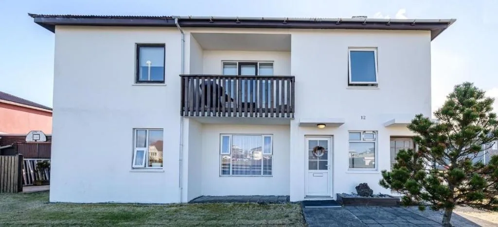 Sól - S12 Guesthouse — 5