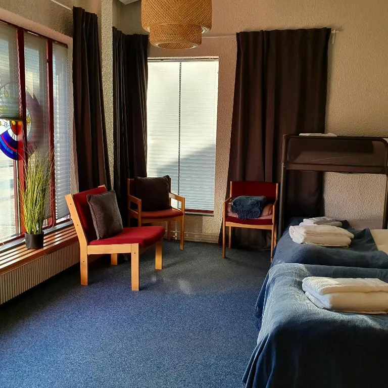 The Bank Sleeping Guesthouse — 4