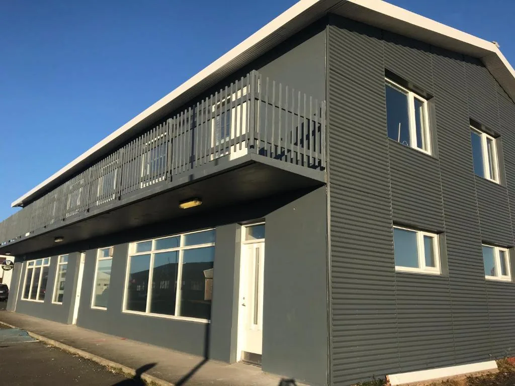 Black Beach Guesthouse — 4
