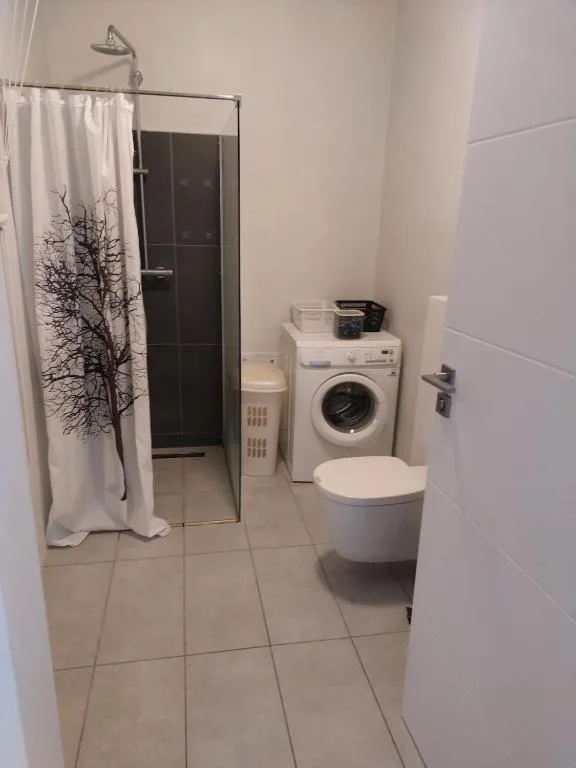 Cozy 1BR Apt Near Selfoss and Golden Circle — 3