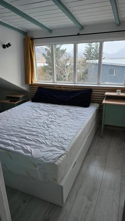 Cozy Fjord Loft — 2