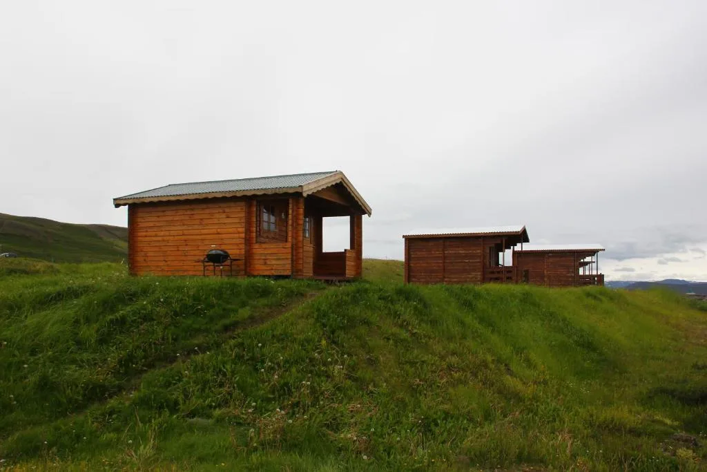 Hlid Huts — 4