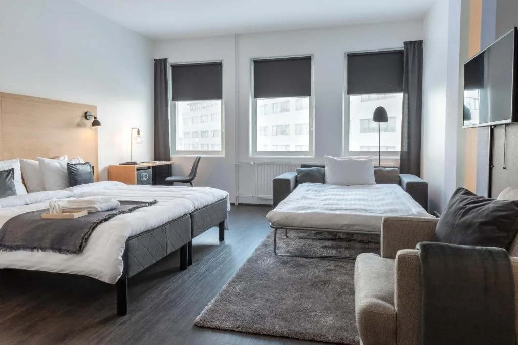 201 Hotel — 2