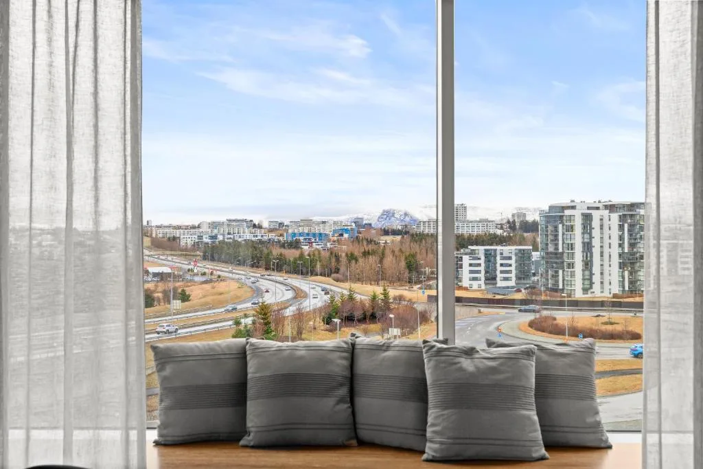 Aurora Nooks Apartments by Heimaleiga — 5
