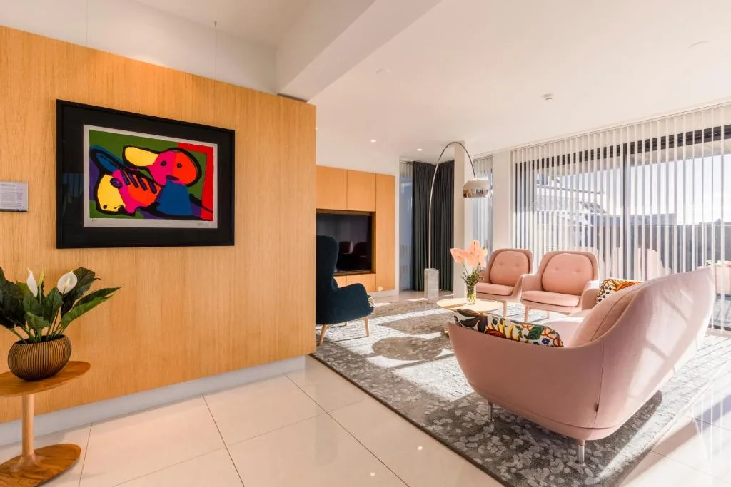 Black Pearl Apartment Hotel — 5